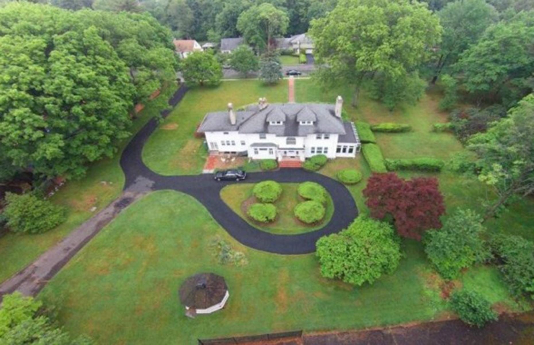20th-century mansion, Montclair New Jersey, USA: $10 (£7)